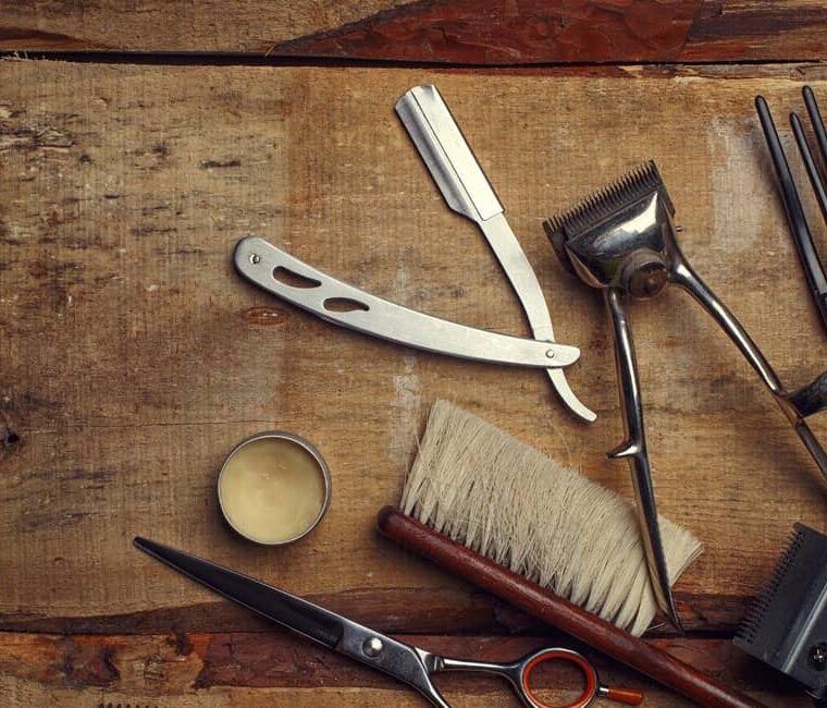 tagliarsi i capelli da soli strumenti taglio capelli uomo