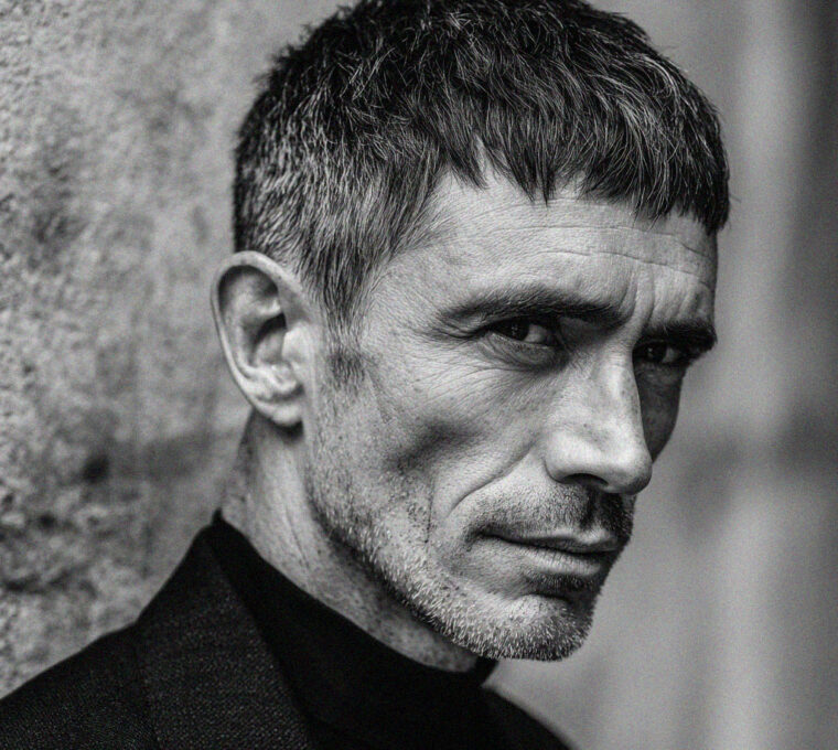 acconciature caesar cut capelli corti uomo over 50 anni taglio capelli uomo