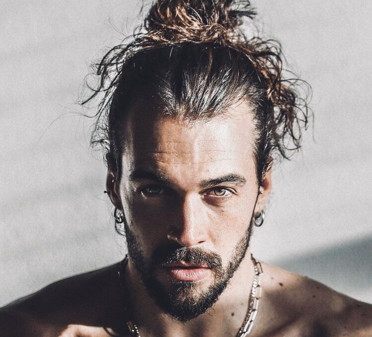 mens haircuts long hair capelli lunghi man bun taglio capelli uomo