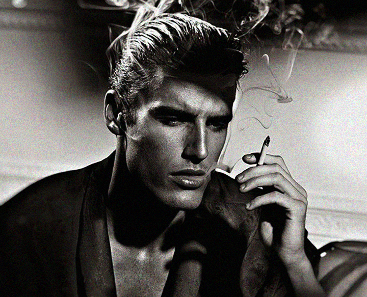 taglio capelli uomo estate 2026 slick back hairstyle