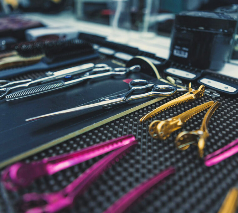 tutorial tagliarsi i capelli da soli rifiniture e manutenzione finale taglio capelli uomo