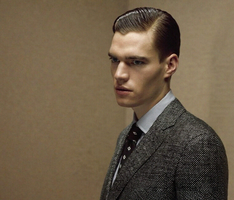 acconciature riga in mezzo side part stile men haircut taglio capelli uomo