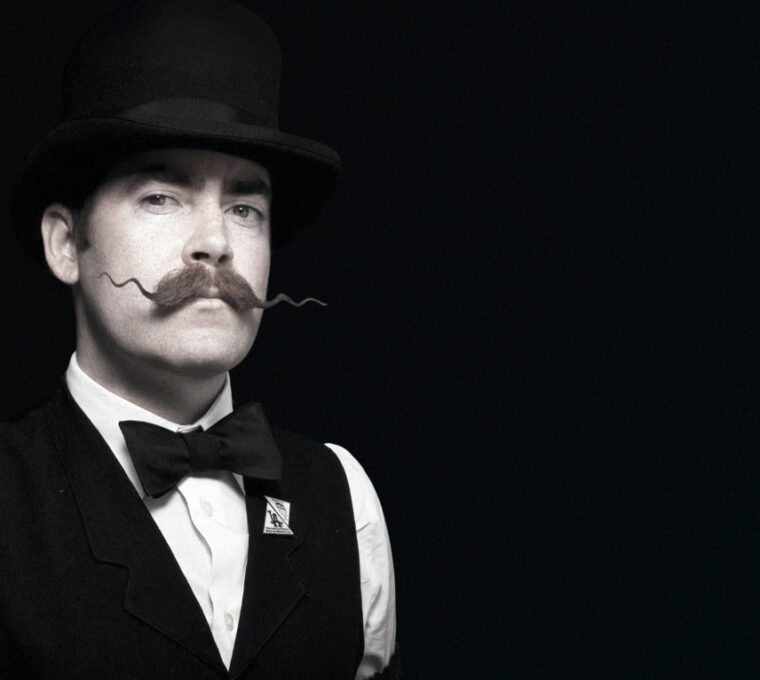 baffi mustache tipologie type style taglio capelli uomo