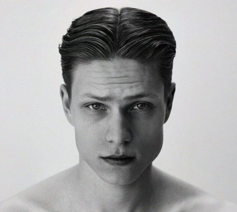 acconciture riga in ultime tendenze mezzo middle part men haircuts taglio capelli uomo