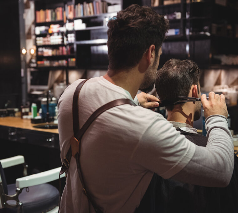 il barbiere barbershop taglio capelli uomo